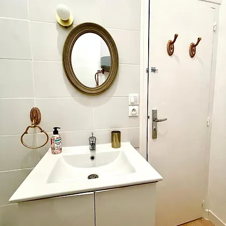 Caporizon-le Perot-t2 Au Coeur Du Vieux Port 100m Appartement
